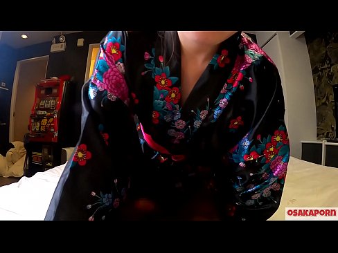 ❤️ Keçika ciwan a cosplay ji seksê hez dike ku bi orgazmê bi şûjinek di hespêk û blowjob de. Keçika Asyayî ya bi pisîka porî û bi cil û bergên kevneşopî yên Japonî di vîdyoya amator de ku masturbasyona bi pêlîstokên qijikê nîşan dide. Sakura 3 OSAKAPORN. ❤❌ Tenê porno li me ku.xxxifuck.ru ❌❤